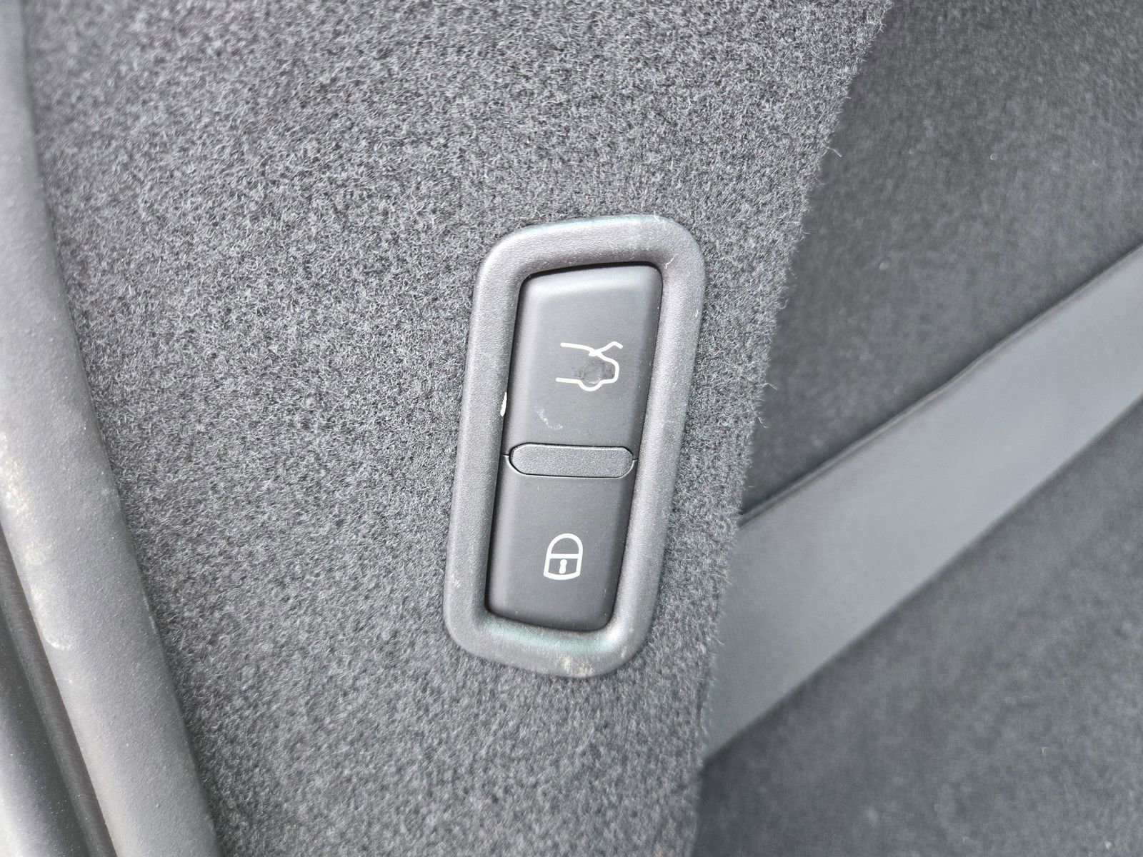 Used 2019 Maserati Levante GranSport image 20