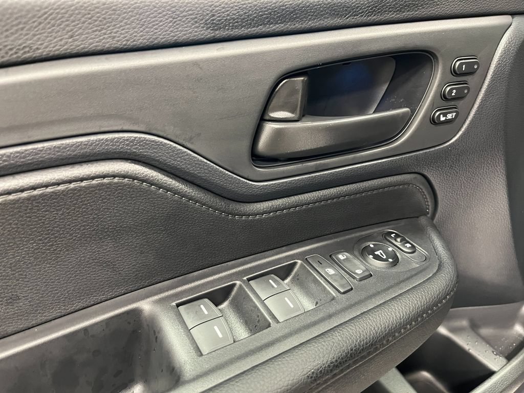New 2027 Honda Odyssey EX-L image 11
