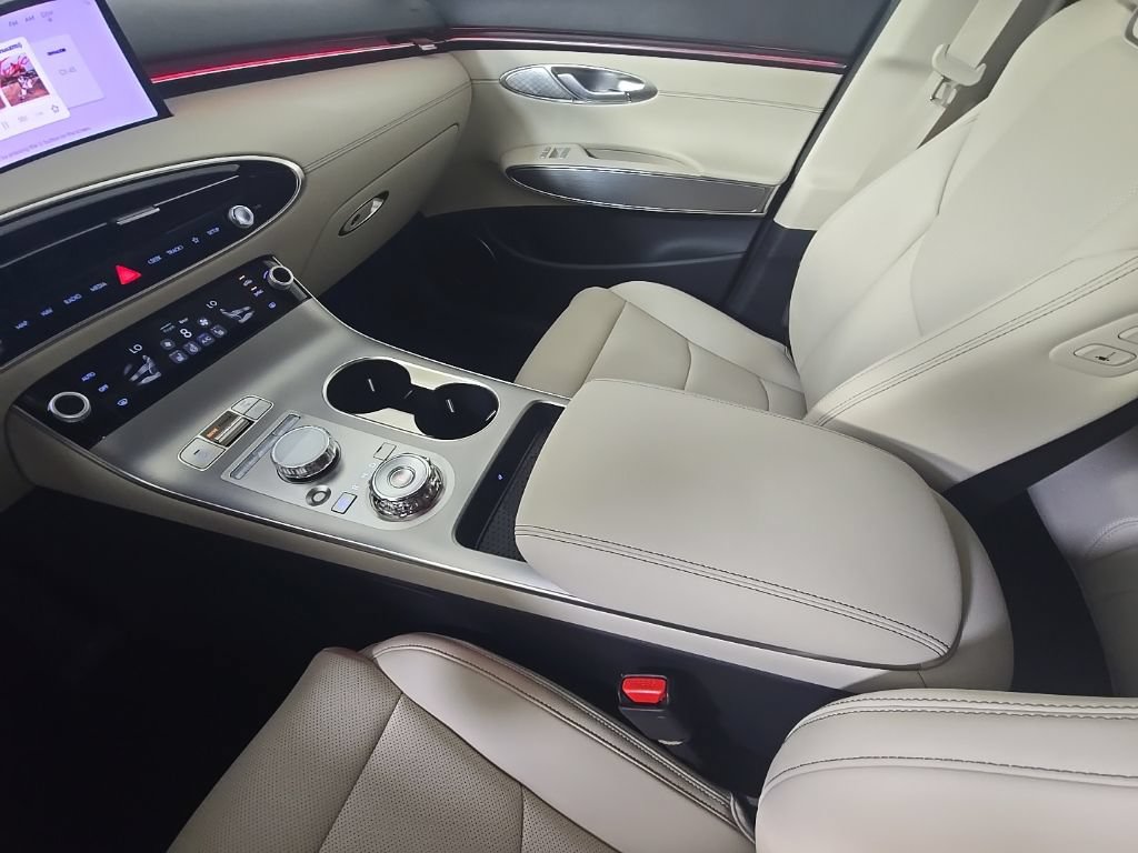 New 2027 Genesis GV70 2.5T Select AWD/4WD image 24