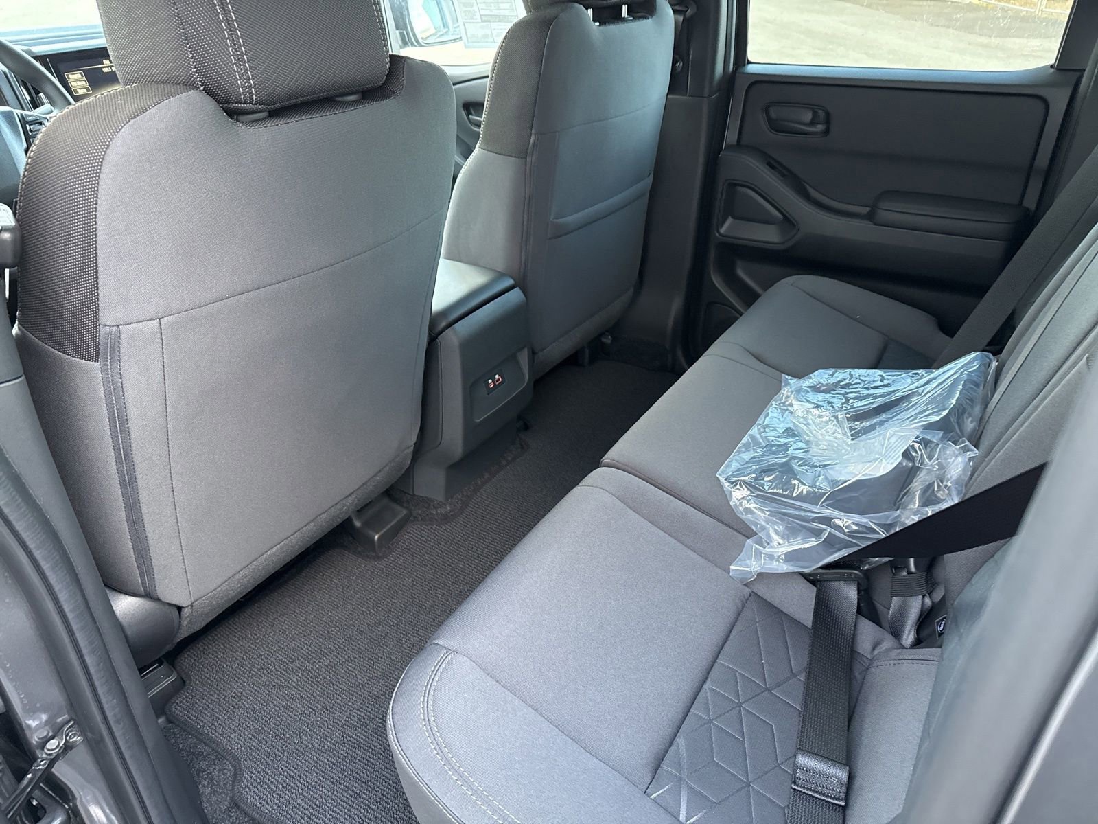 New 2026 Nissan Frontier SV w/ Tow Package AWD/4WD image 10