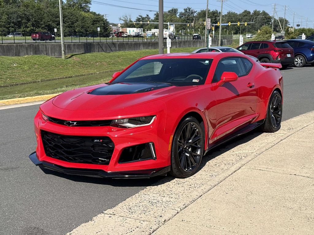 Used 2017 Chevrolet Camaro ZL1 RWD image 21
