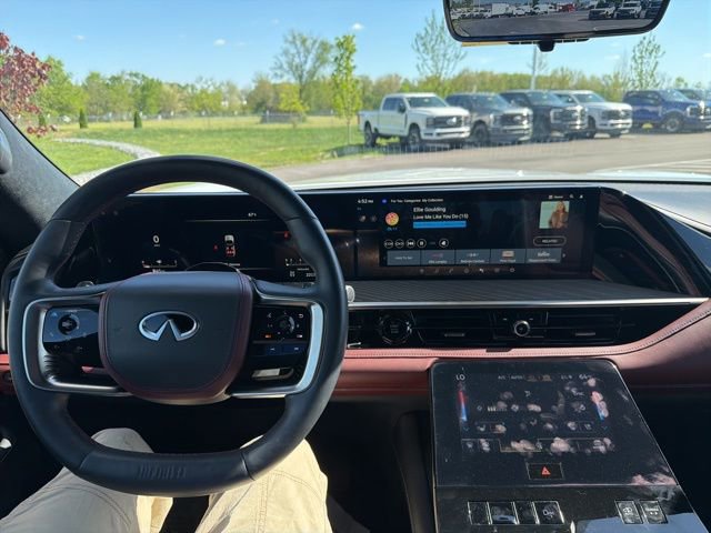 Used 2025 INFINITI QX80 Autograph AWD/4WD image 42