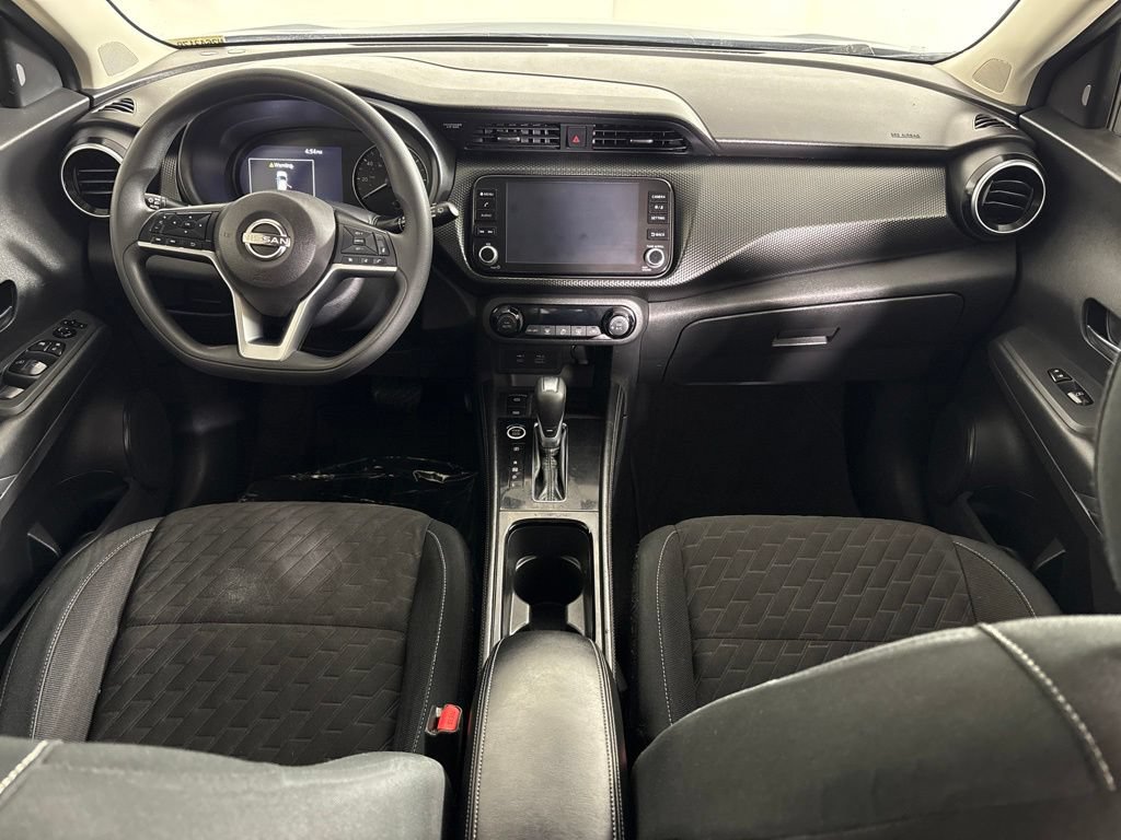 Used 2022 Nissan Kicks SV FWD image 13