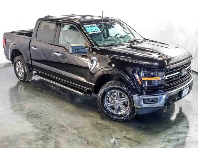 Used 2025 Ford F150 XLT w/ Equipment Group 301A Standard AWD/4WD image 6