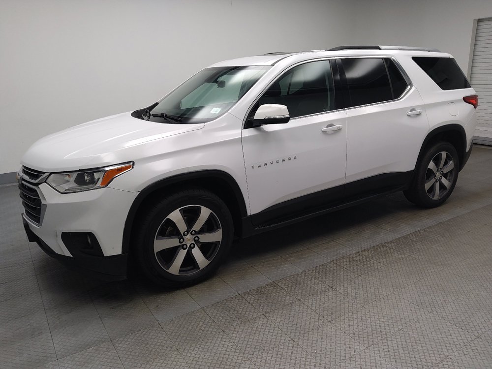 Used 2018 Chevrolet Traverse LT w/ LPO, 'HIT The Road' Package AWD/4WD image 2
