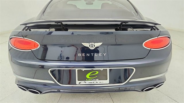 Used 2022 Bentley Continental GT image 12