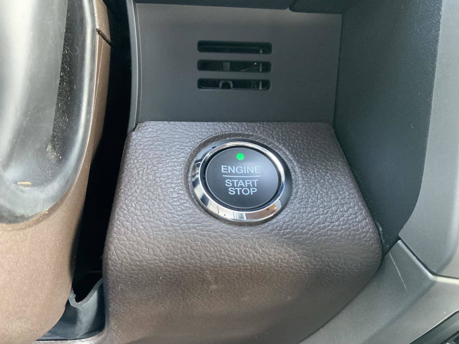 Used 2022 Ford F250 King Ranch w/ King Ranch Ultimate Package image 33