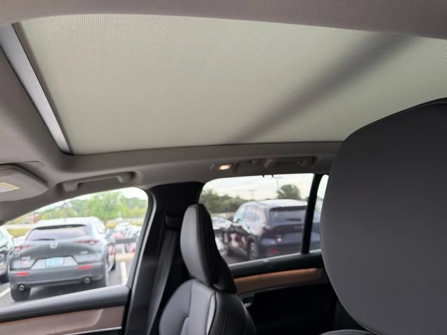 New 2027 Volvo XC90 B6 Plus AWD/4WD image 14