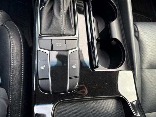 Used 2017 Kia Cadenza Premium w/ Luxury Package image 27