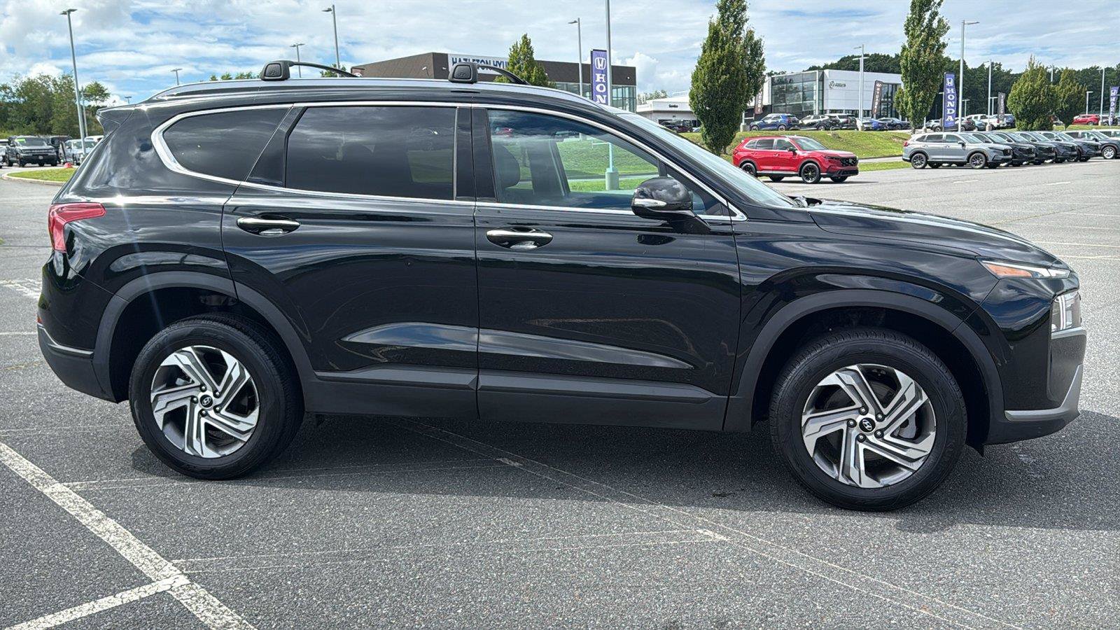 Certified 2023 Hyundai Santa Fe SEL AWD/4WD image 3