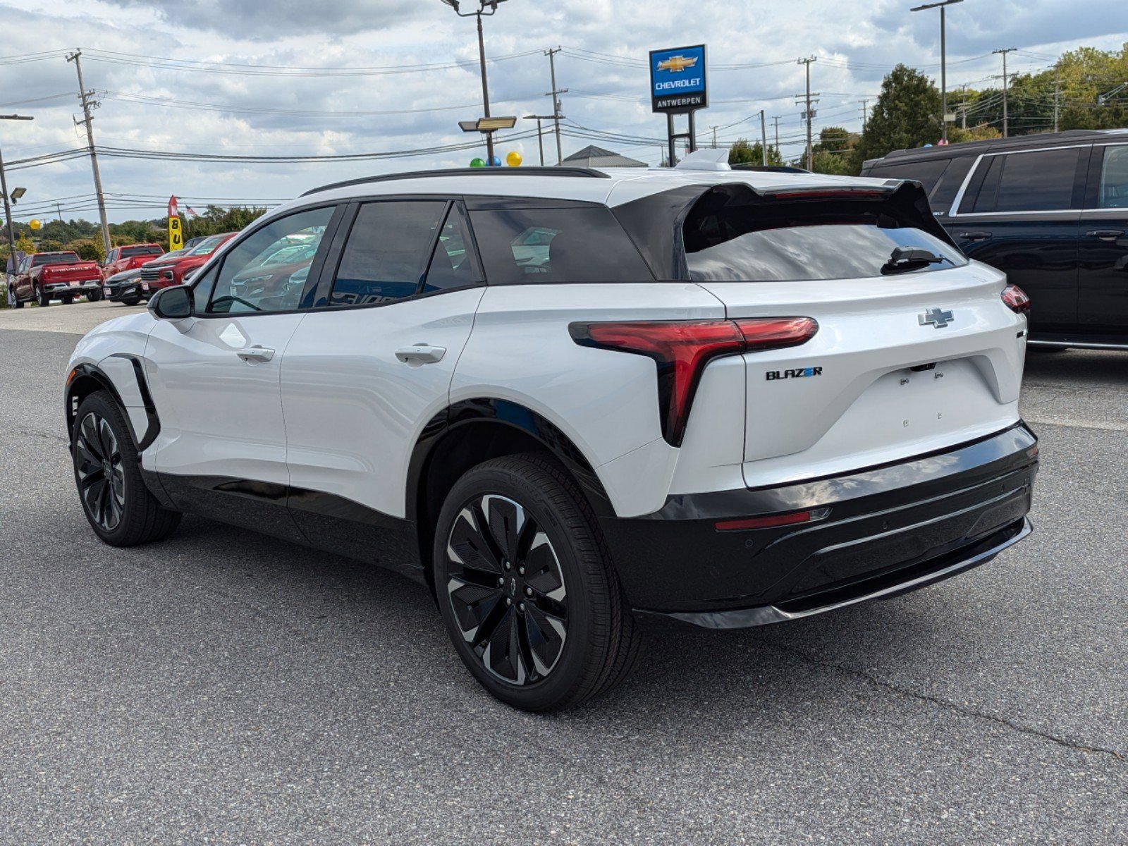 New 2024 Chevrolet Blazer EV RS AWD/4WD image 4