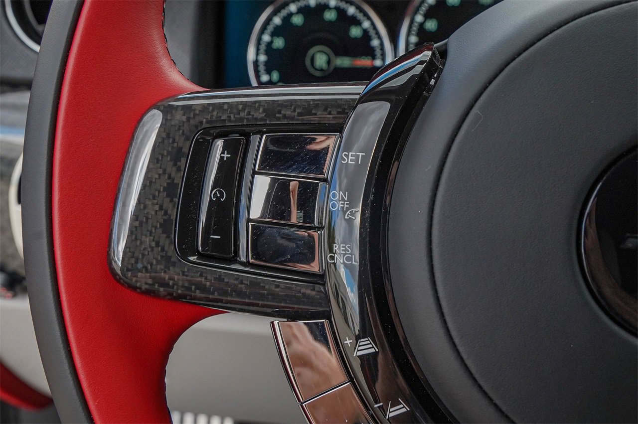 Certified 2024 Rolls-Royce Cullinan Black Badge w/ Dark Exterior Package image 24