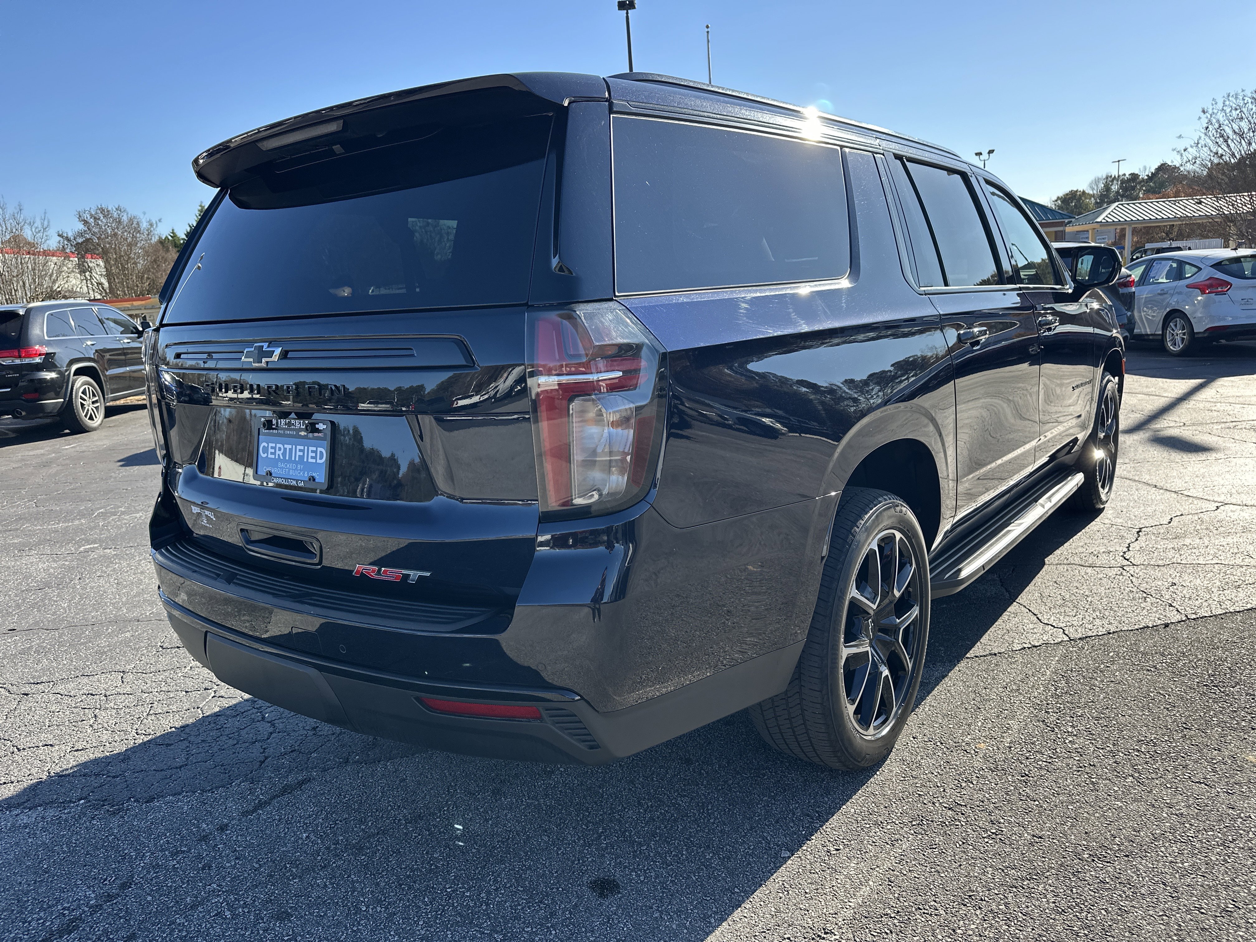 Certified 2024 Chevrolet Suburban RST image 8