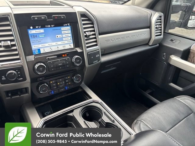 Used 2017 Ford F350 Lariat w/ Lariat Value Package AWD/4WD image 22