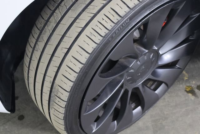 Used 2023 Tesla Model 3 Performance image 38