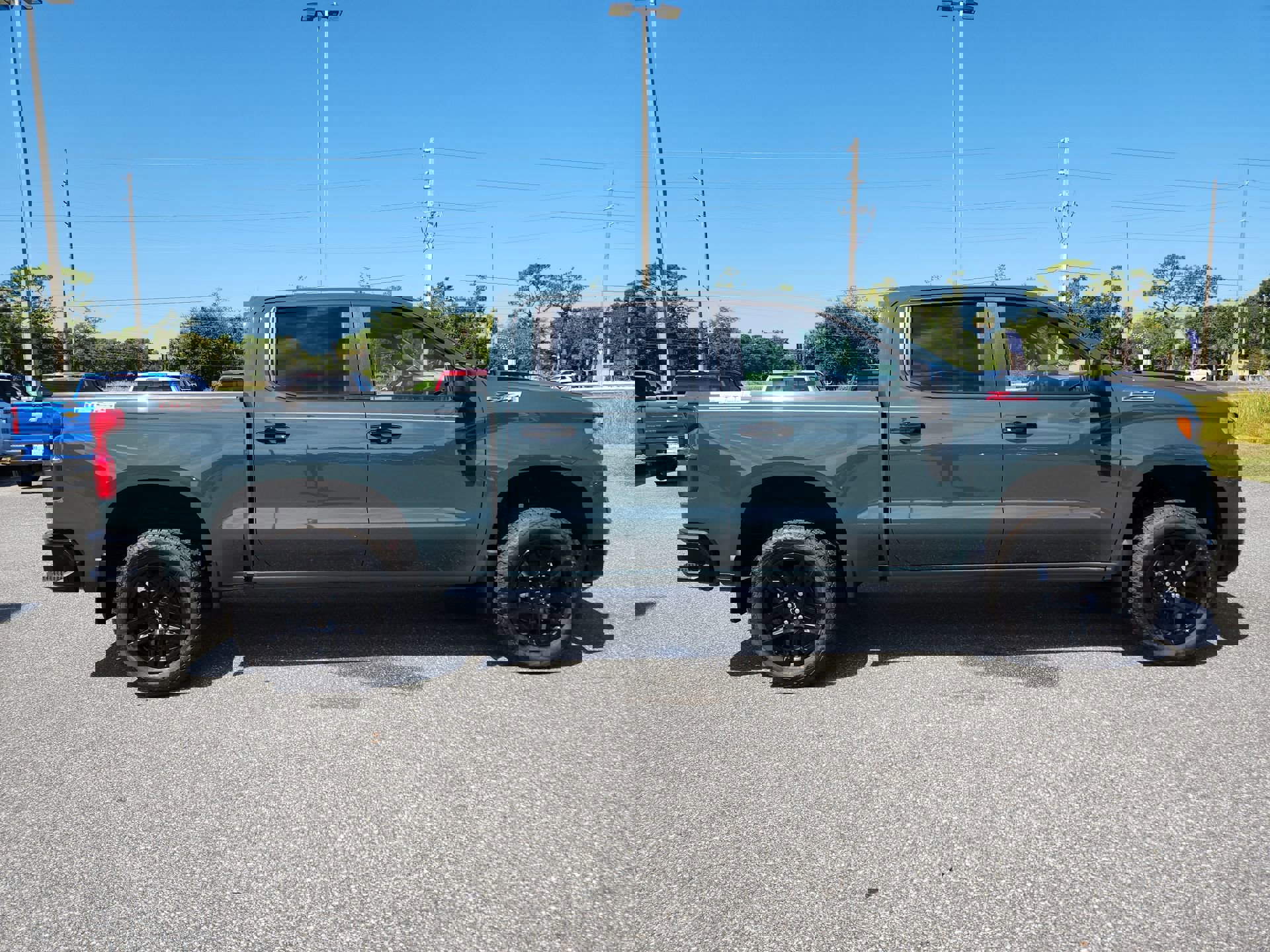 New 2026 Chevrolet Silverado 1500 LT Trail Boss w/ Convenience Package II image 3