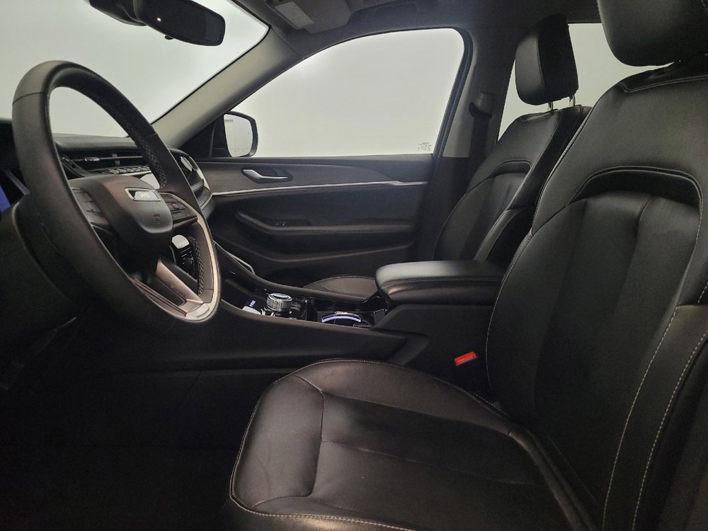 Used 2023 Jeep Grand Cherokee 4WD 4xe image 17