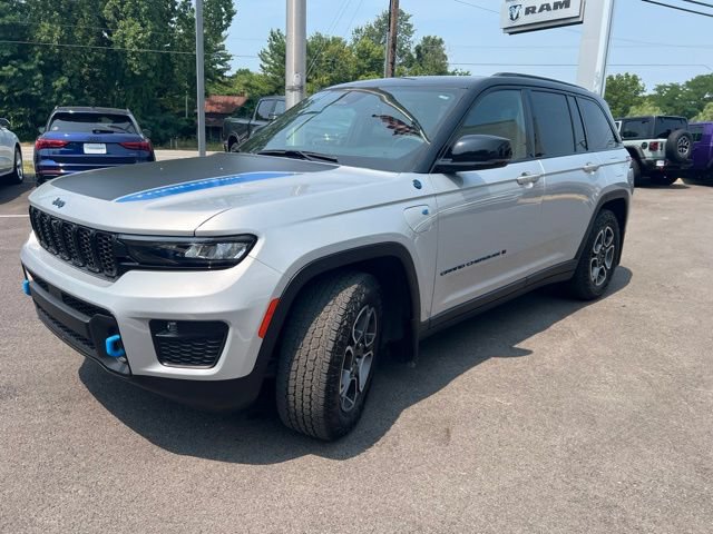 Used 2023 Jeep Grand Cherokee Trailhawk AWD/4WD image 35