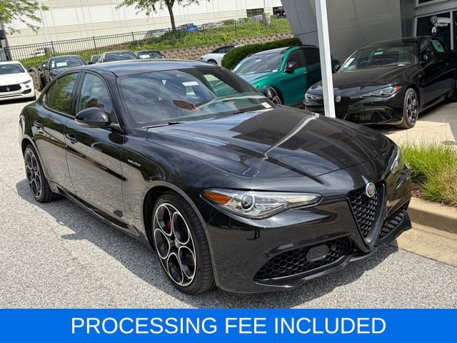 Used 2023 Alfa Romeo Giulia Veloce AWD/4WD image 1
