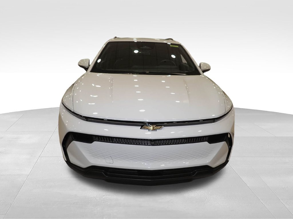 New 2026 Chevrolet Equinox EV LT AWD/4WD image 2