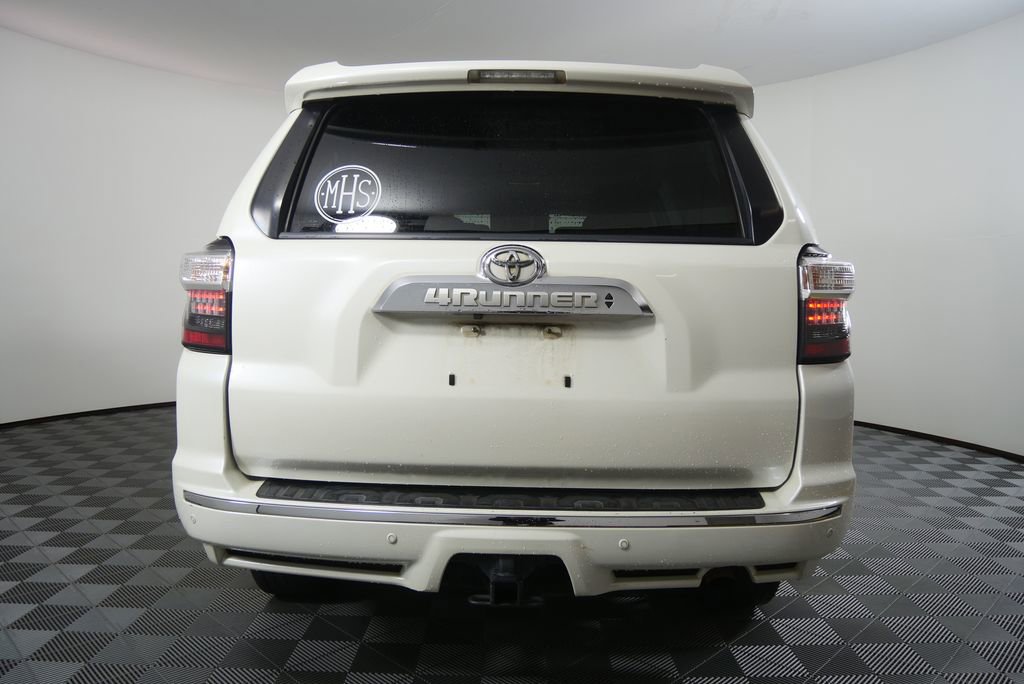 Used 2018 Toyota 4Runner Limited RWD image 4
