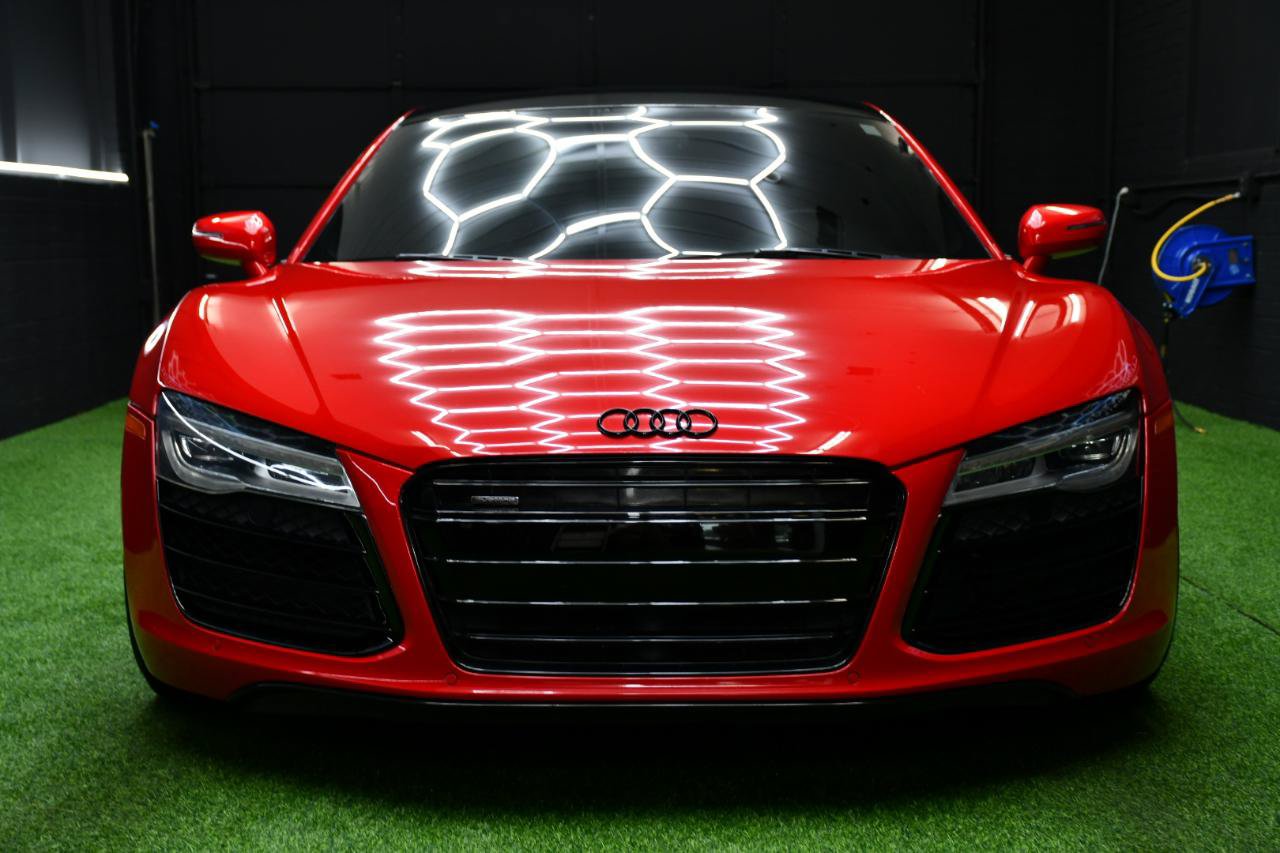 Used 2014 Audi R8 V8 w/ Convenience Package AWD/4WD image 15