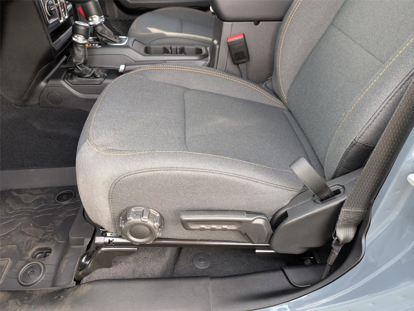 New 2025 Jeep Wrangler Sport S image 15