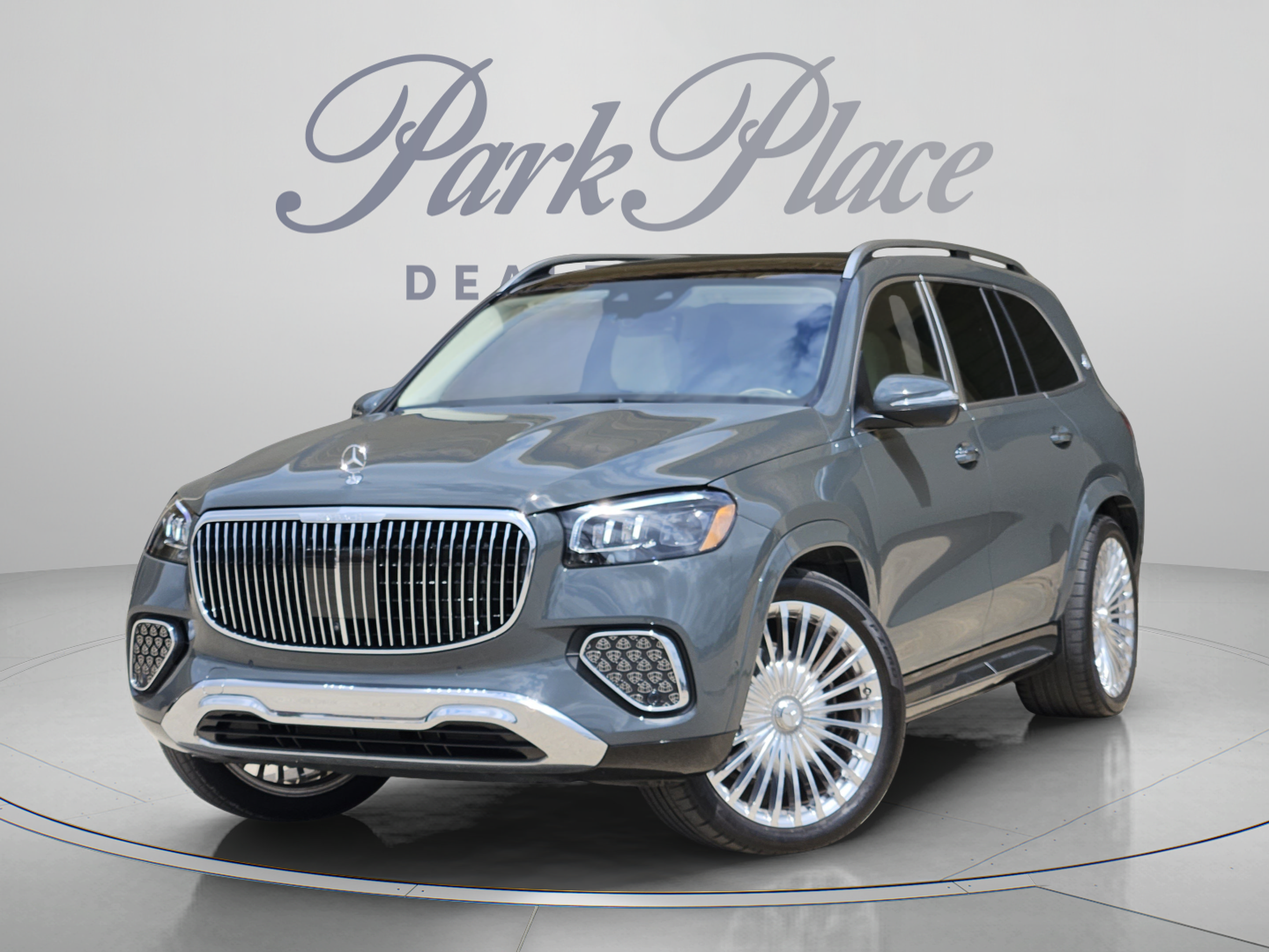 Used 2025 Mercedes-Benz Maybach GLS 600 4MATIC image 1