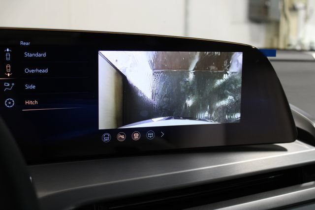 New 2027 Cadillac Vistiq Luxury AWD/4WD image 17