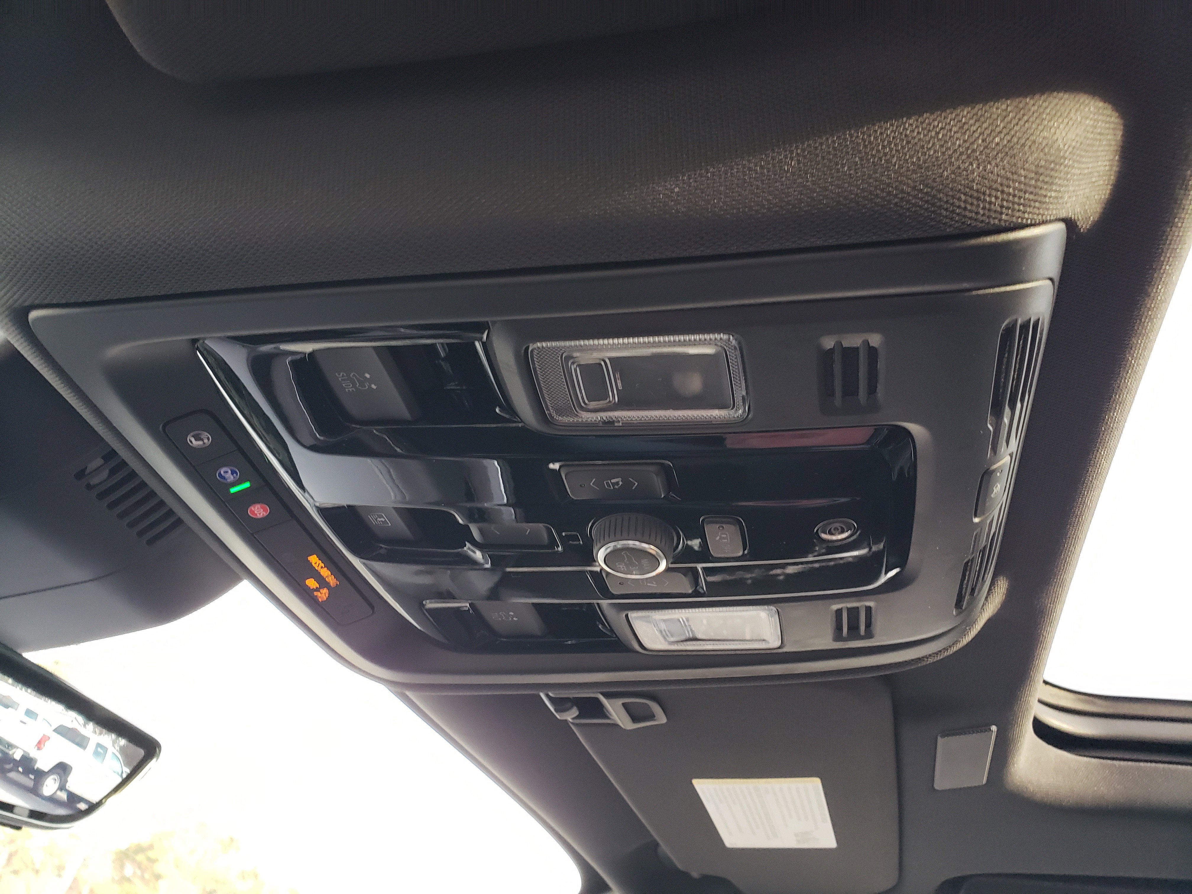 New 2026 Chevrolet Suburban Premier image 28