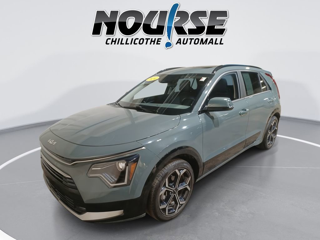 Used 2024 Kia Niro EX Touring image 1