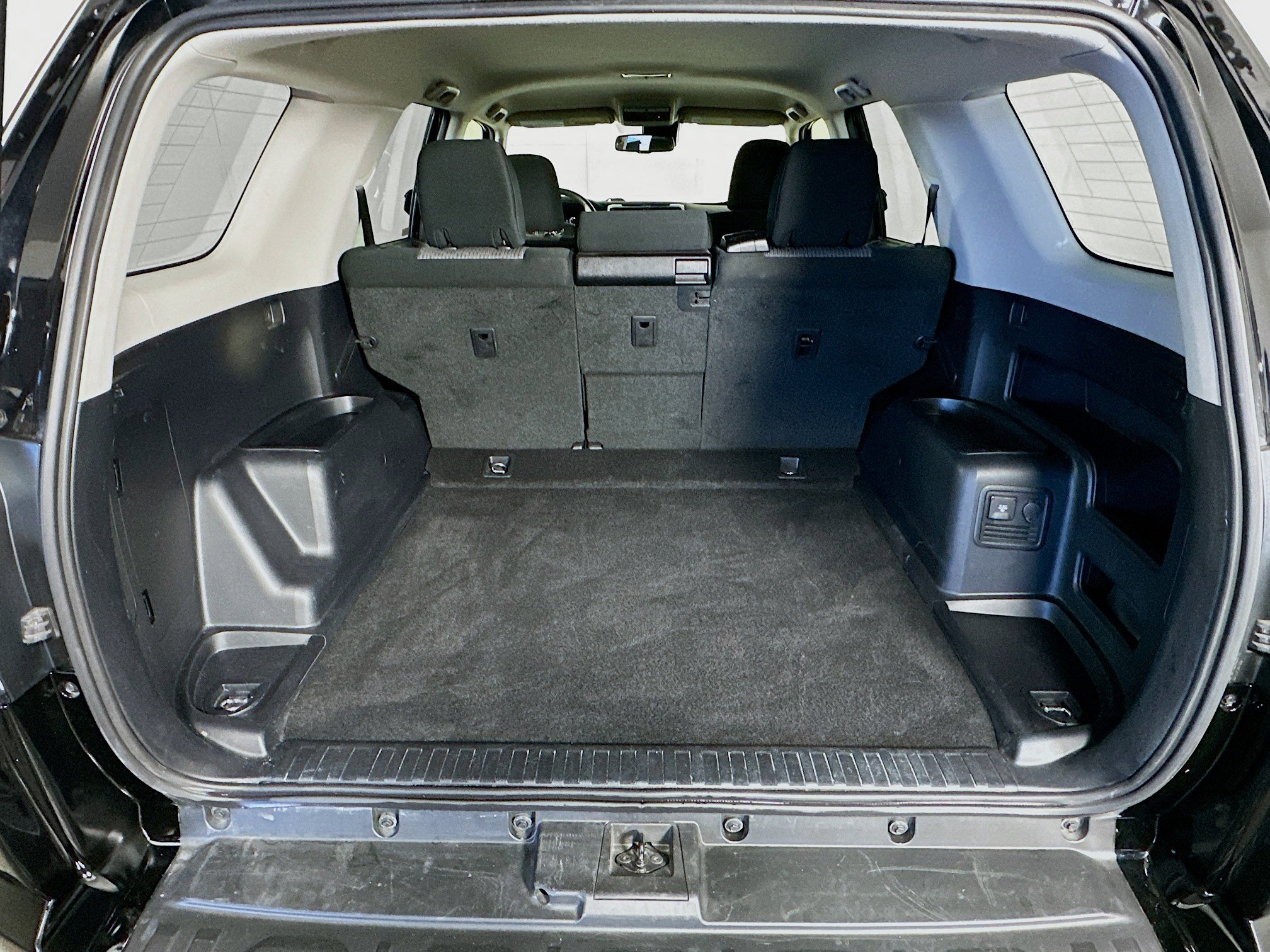 Used 2024 Toyota 4Runner SR5 image 26