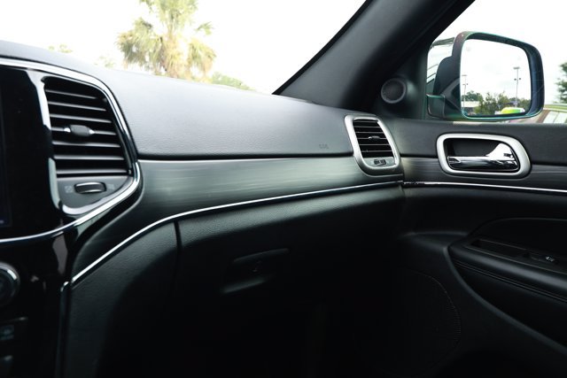 Used 2022 Jeep Grand Cherokee Limited RWD image 27