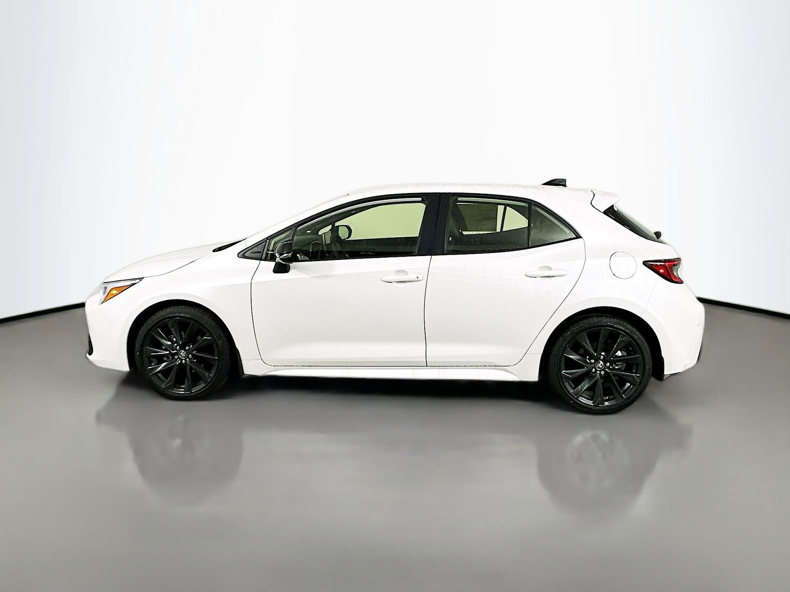 New 2026 Toyota Corolla XSE image 4