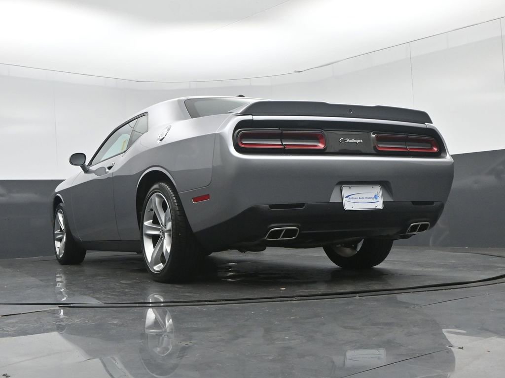 Used 2018 Dodge Challenger SXT w/ Super Sport Group (SS/T) image 48