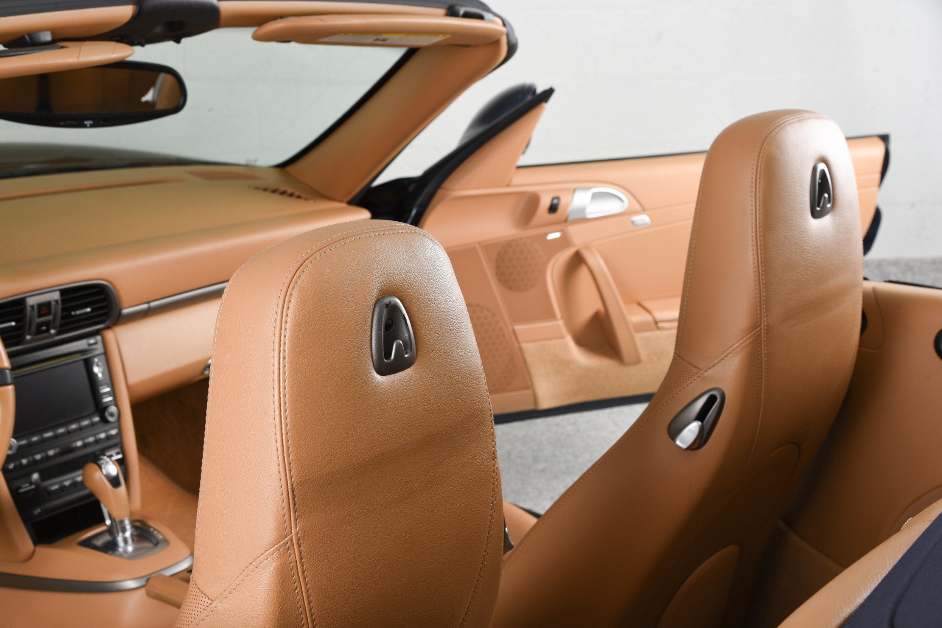 Used 2012 Porsche 911 Carrera 4 AWD/4WD image 19