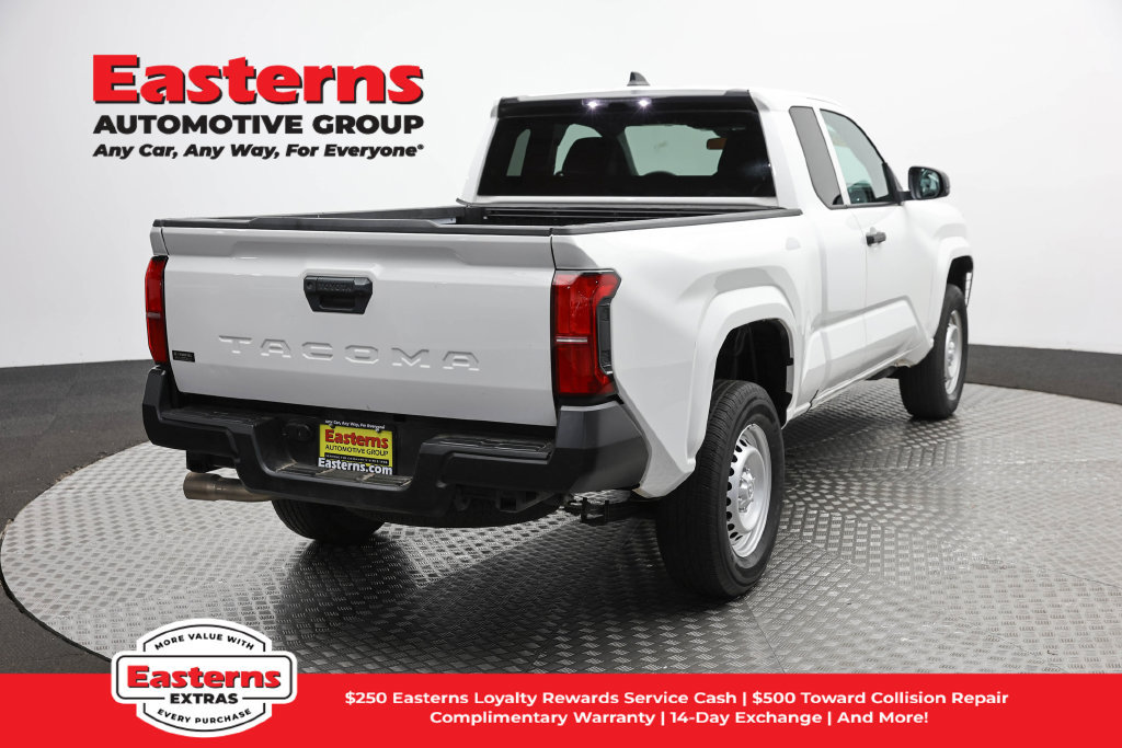 Used 2024 Toyota Tacoma SR RWD image 5