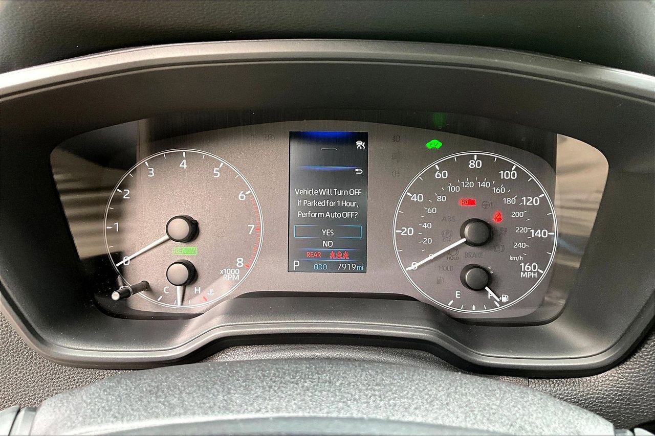 Used 2025 Toyota Corolla Cross AWD Hybrid image 12