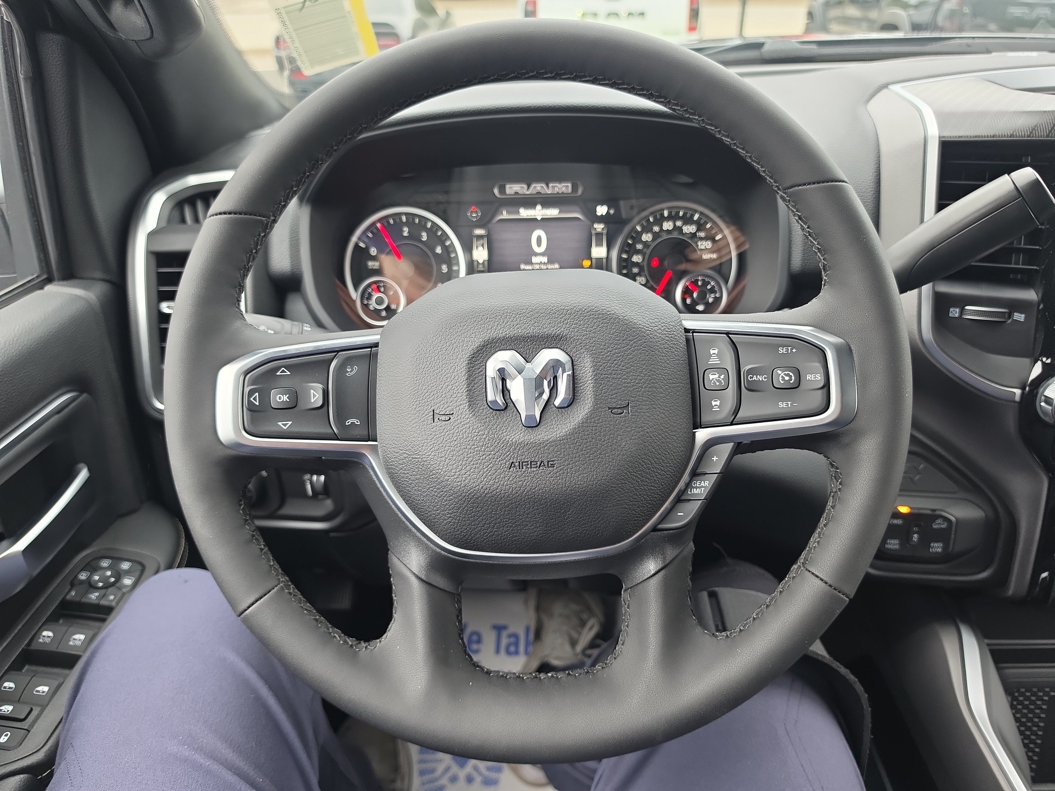 New 2027 RAM 2500 Big Horn AWD/4WD image 21