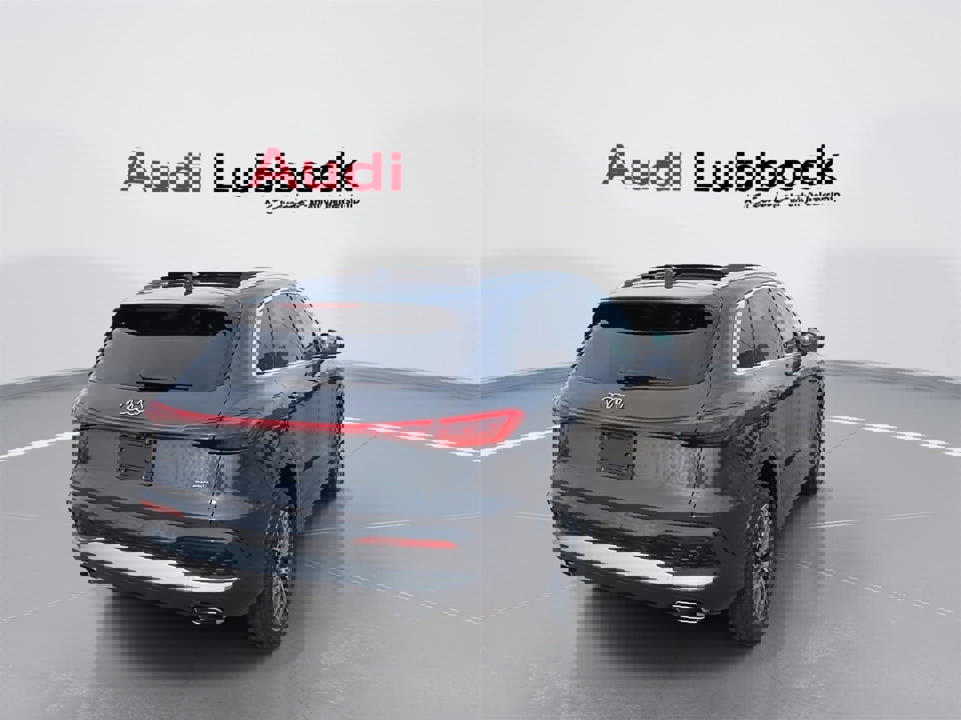 Used 2025 Audi Q5 Premium Plus w/ Premium Plus image 8