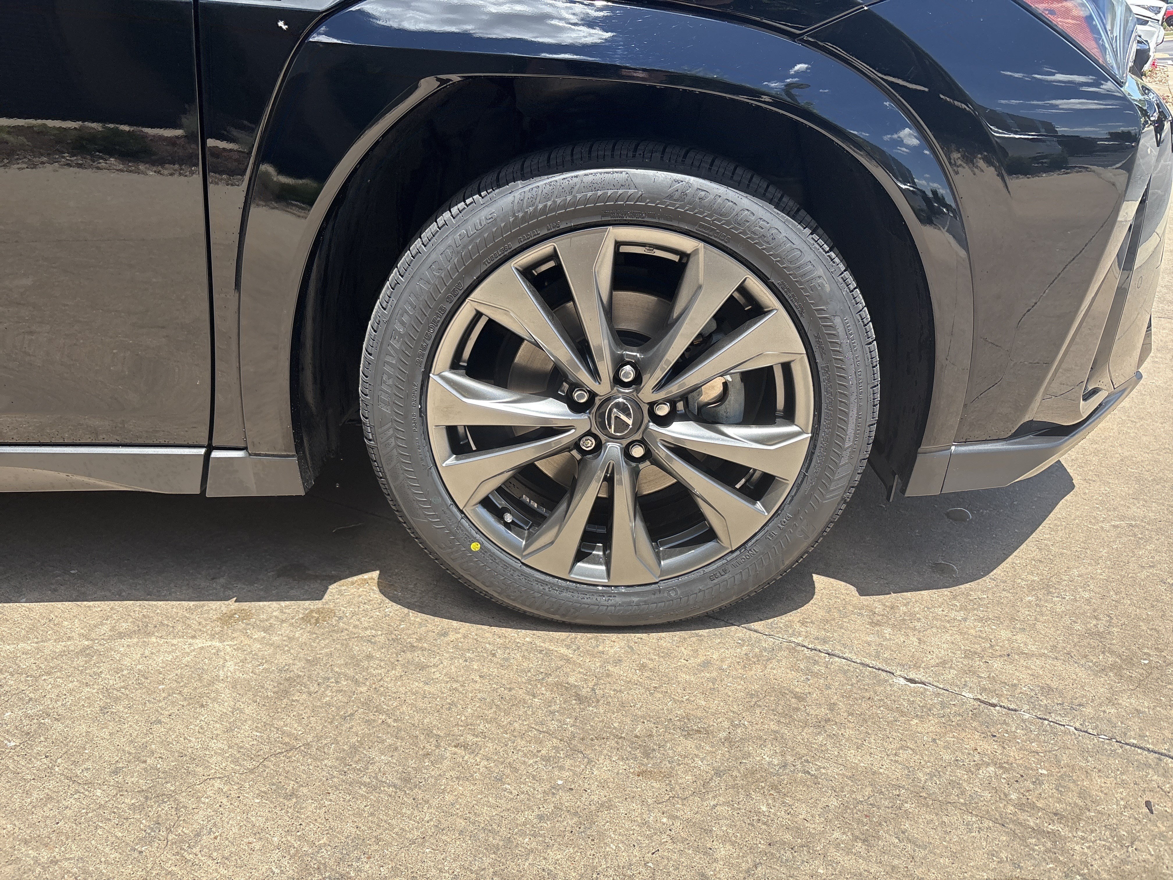 Used 2025 Lexus UX 300h AWD w/ Accessory Package (Z1) image 13