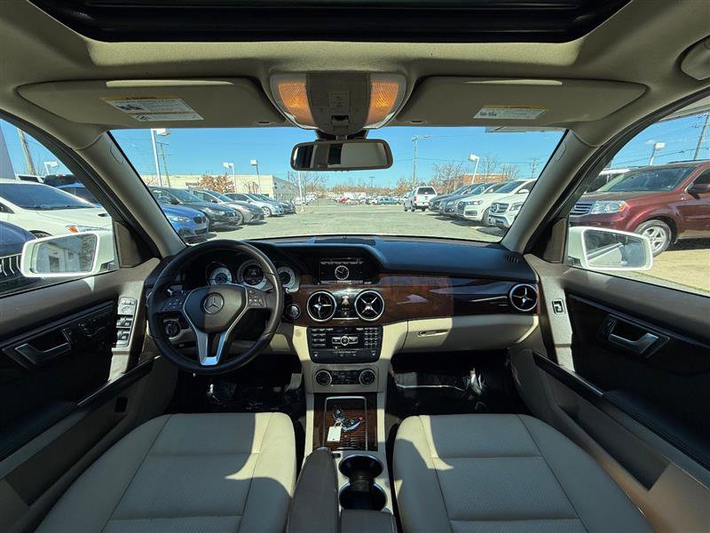 Used 2014 Mercedes-Benz GLK 350 4MATIC image 27
