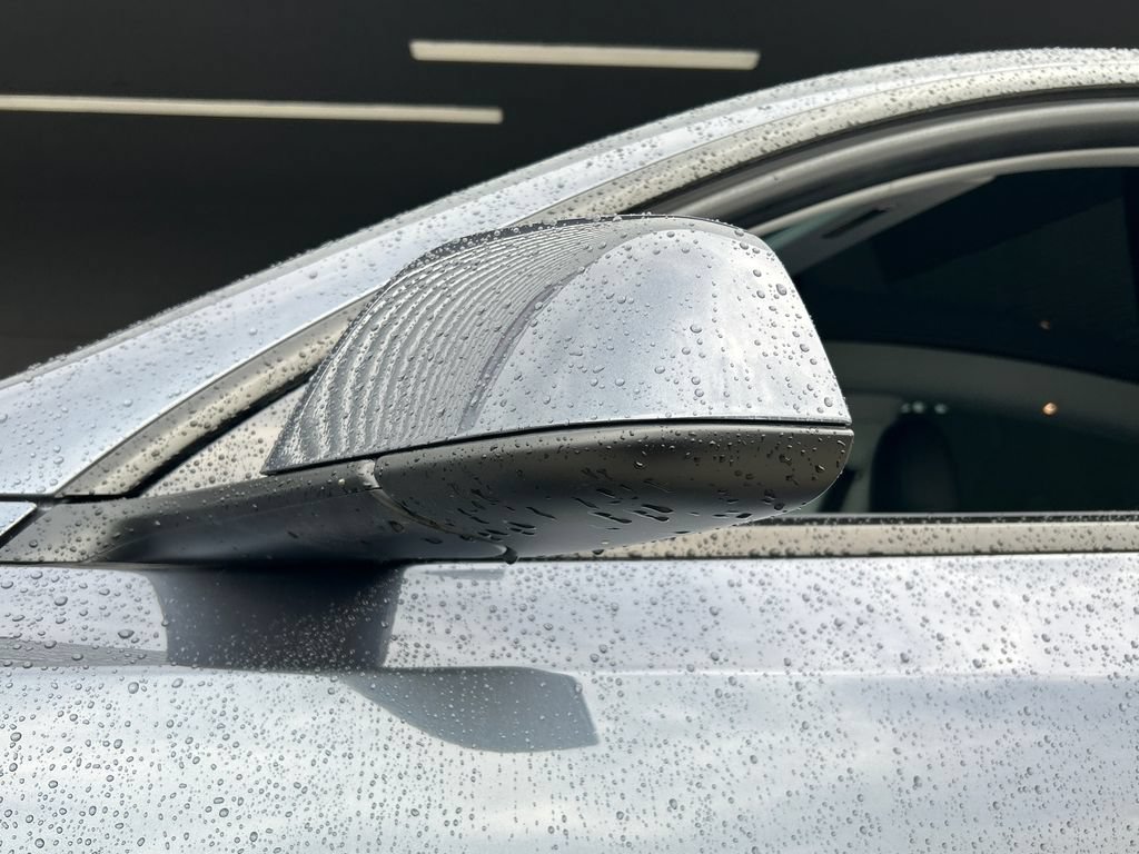 Used 2023 Tesla Model Y AWD image 25