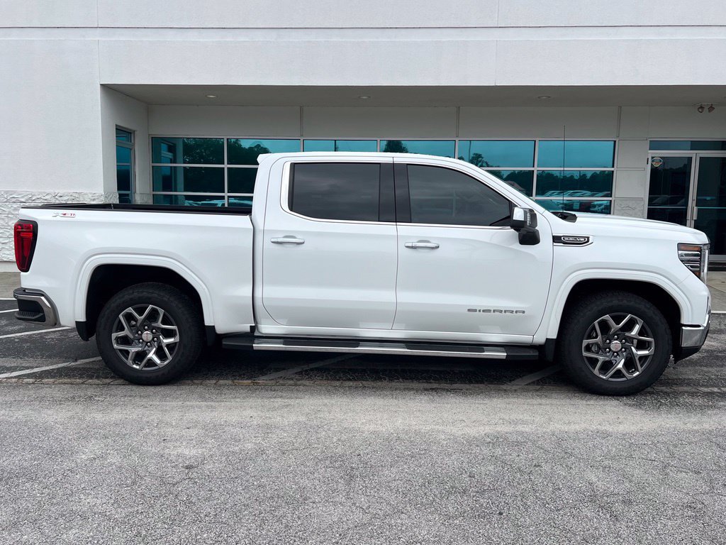New 2026 GMC Sierra 1500 SLT w/ SLT Premium Plus Package AWD/4WD image 3