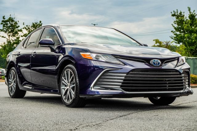 Used 2022 Toyota Camry XLE FWD image 7