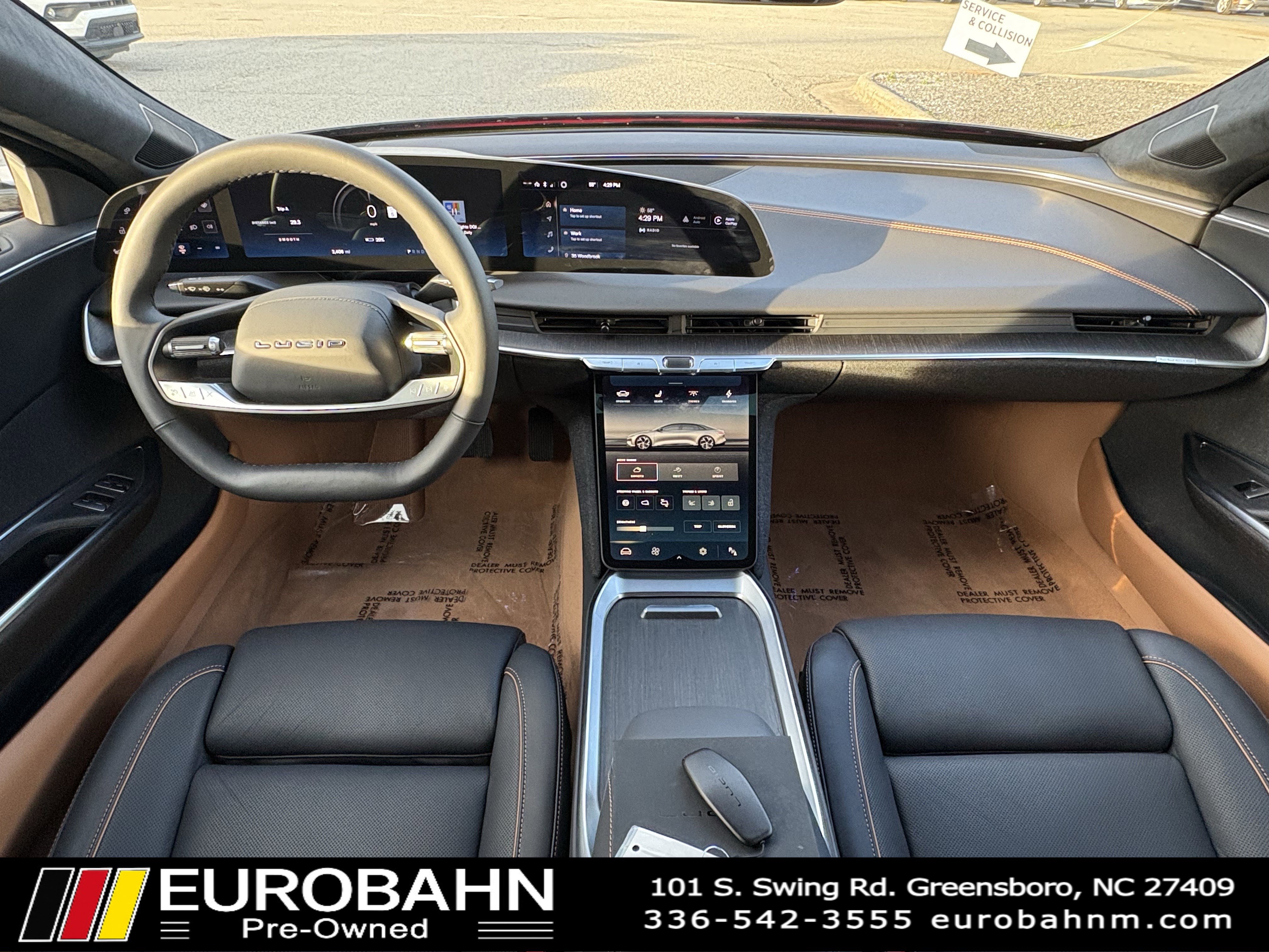 Used 2025 Lucid Air Touring image 18