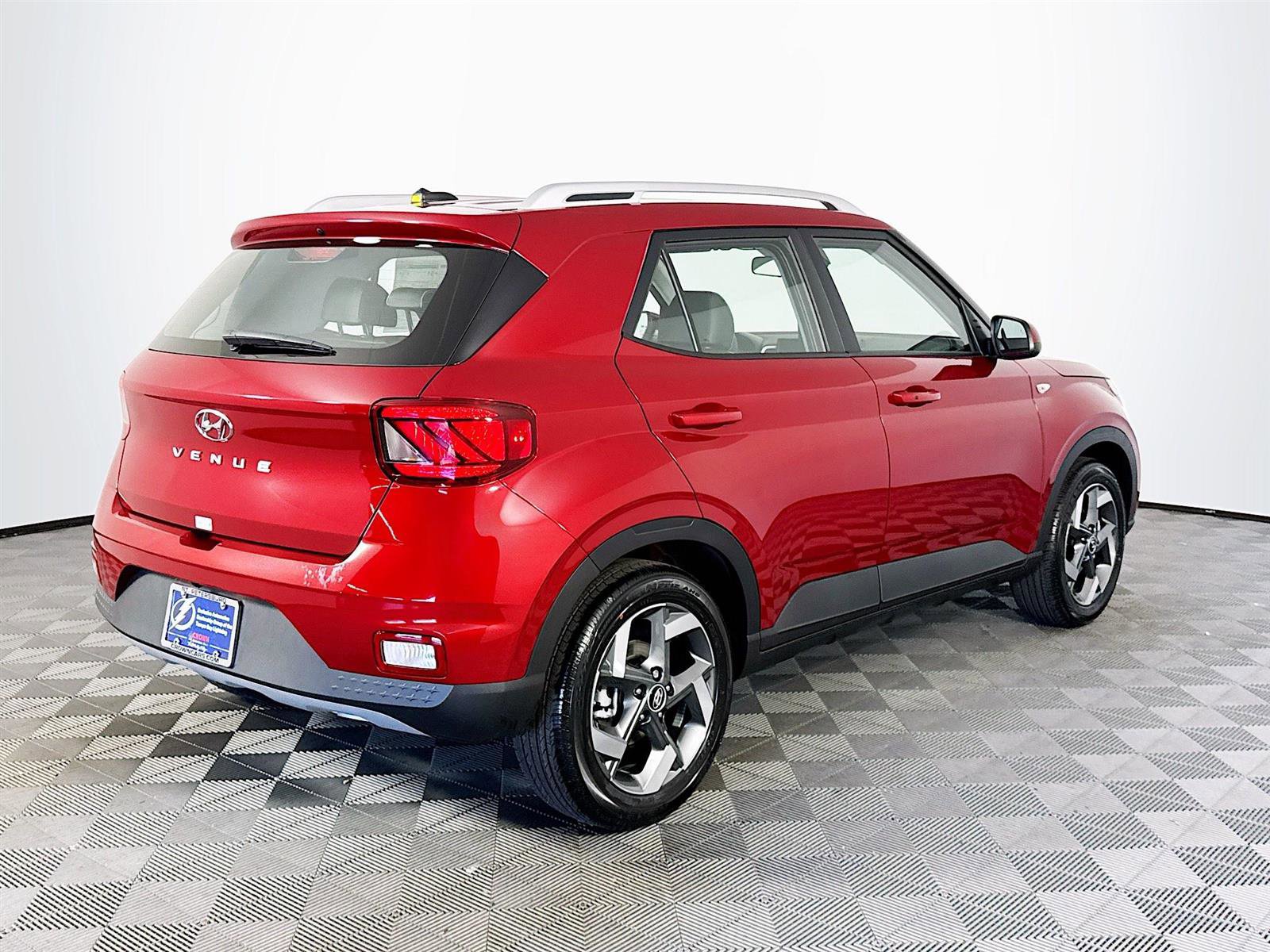 New 2025 Hyundai Venue Limited image 7