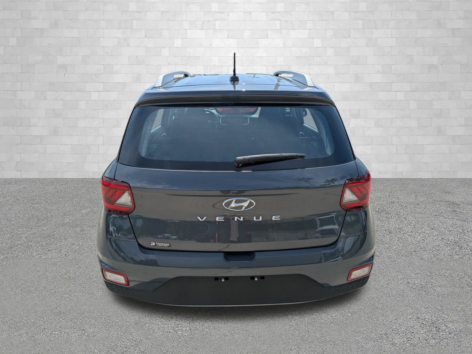 Certified 2023 Hyundai Venue SEL w/ Cargo Package FWD image 3