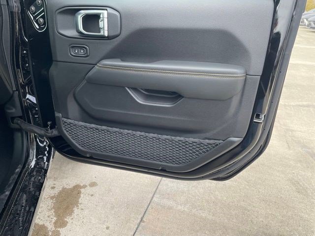 New 2026 Jeep Gladiator Sport image 11