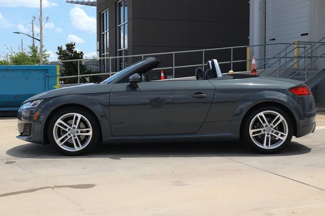 Used 2017 Audi TT 2.0T w/ Technology Package AWD/4WD image 4